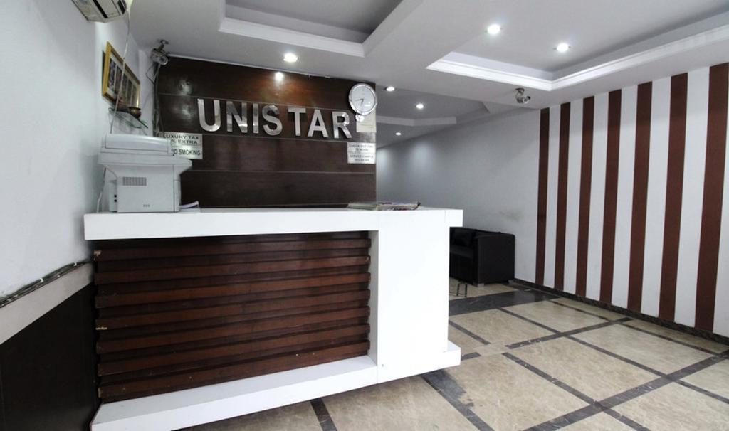 Hotel Unistar Нью-Дели Экстерьер фото